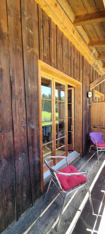 Miramont Horse Trekking Hostel Saicourt Εξωτερικό φωτογραφία