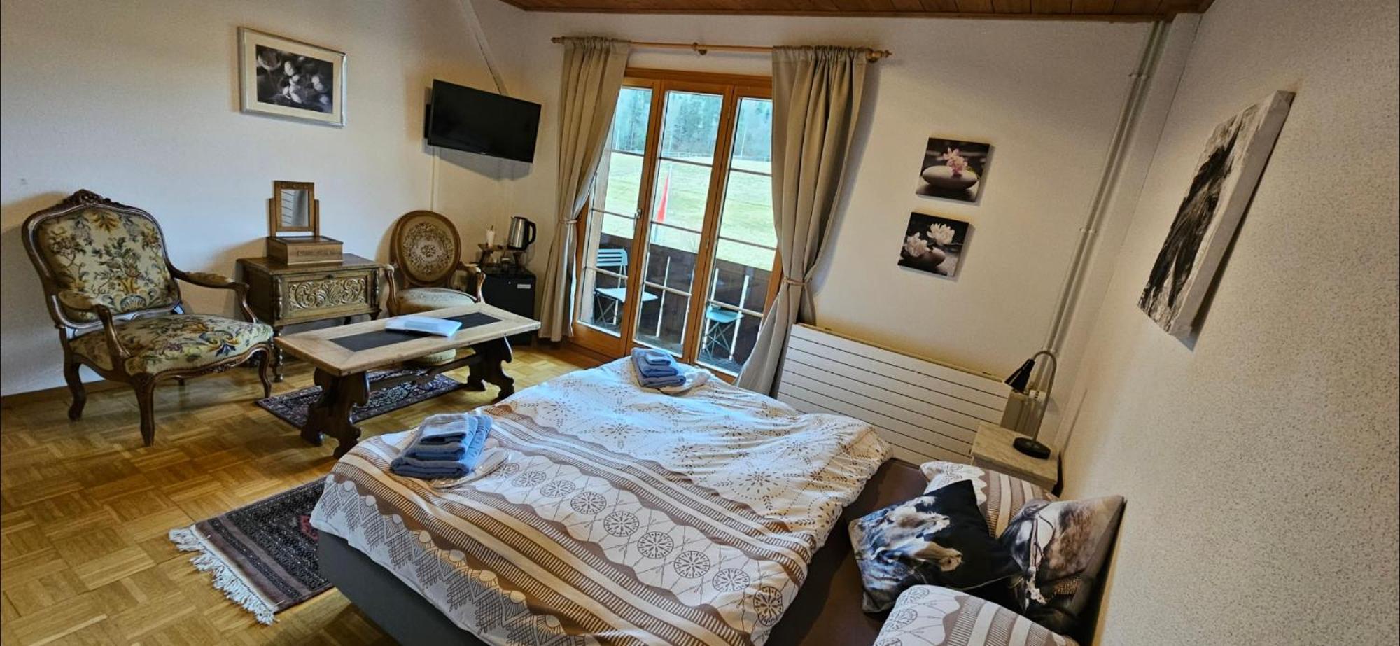 Miramont Horse Trekking Hostel Saicourt Εξωτερικό φωτογραφία